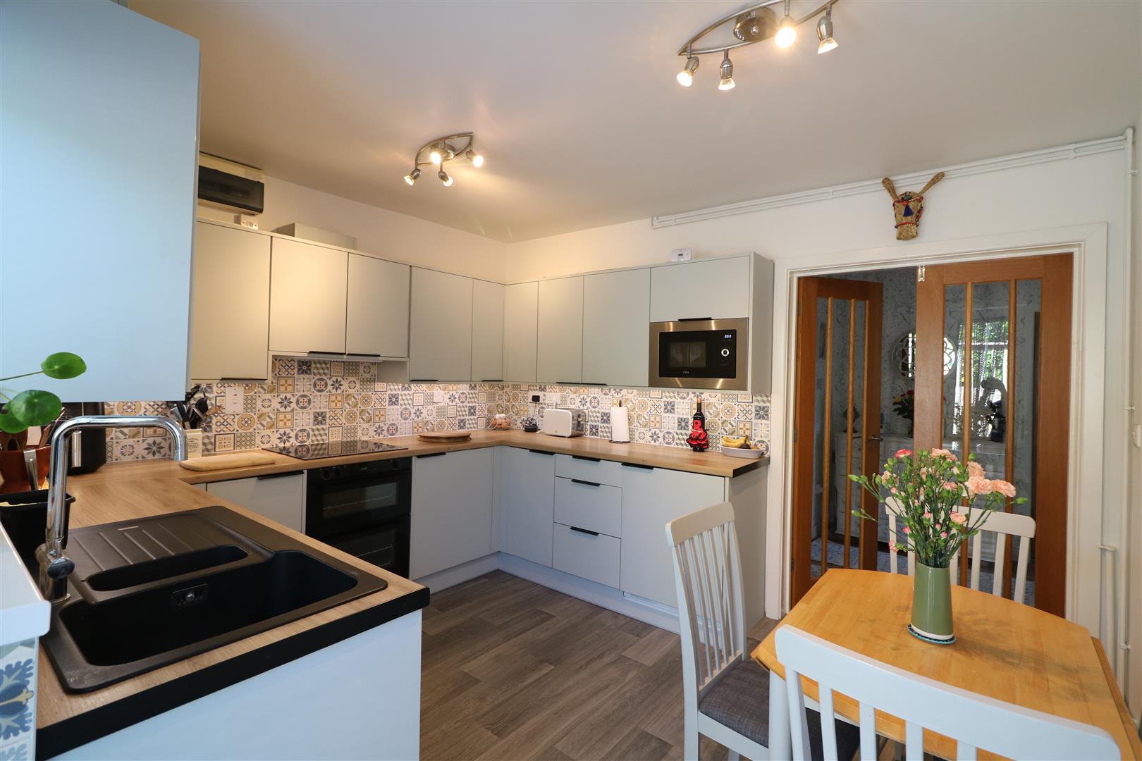 3 bed property in Selworthy Road, Stoke-On-Trent